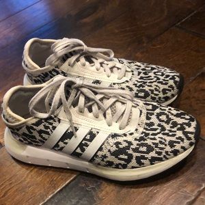 Adidas leopard print swift shoe